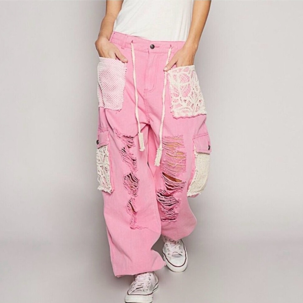 POL PINK DISTRESSED WIDE LEG JOGGERS WITH LACE DETAIL!